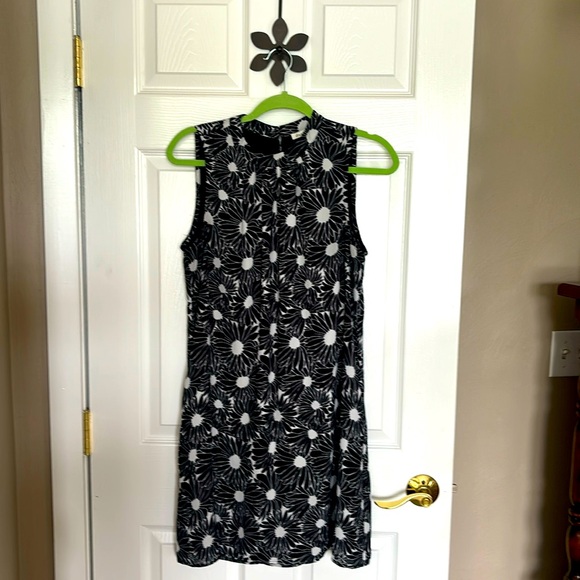 3 for $10 Daniel Rainn cool Summer Dress Medium - Picture 2 of 9